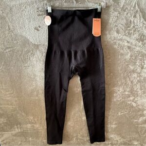 Shapermint Women's Black High Waisted Active Shaping Leggings Size XL NWT